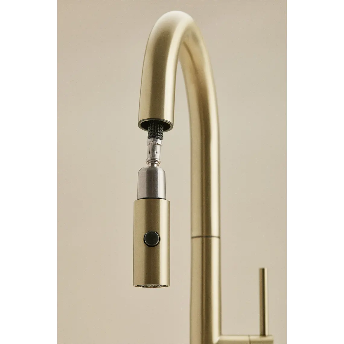 Grifo de cocina de exterior con caño alto extraíble en acero inoxidable Gavina 2