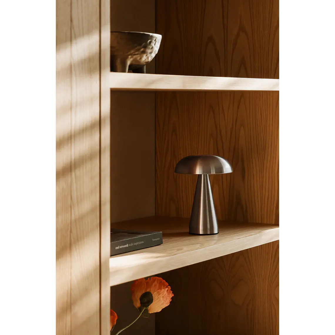 Lámpara de mesa ↑20 cm LED inalámbrica en hierro 1