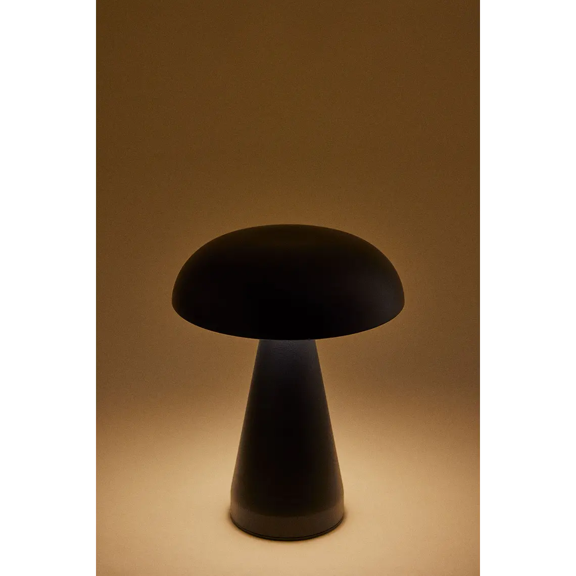 Lámpara de mesa ↑20 cm LED inalámbrica en hierro 4