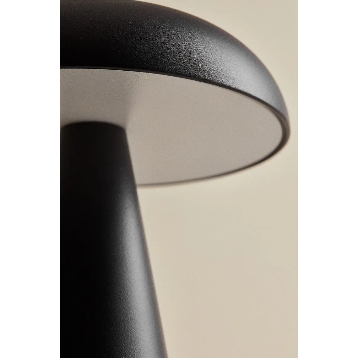 Lámpara de mesa ↑20 cm LED inalámbrica en hierro 5