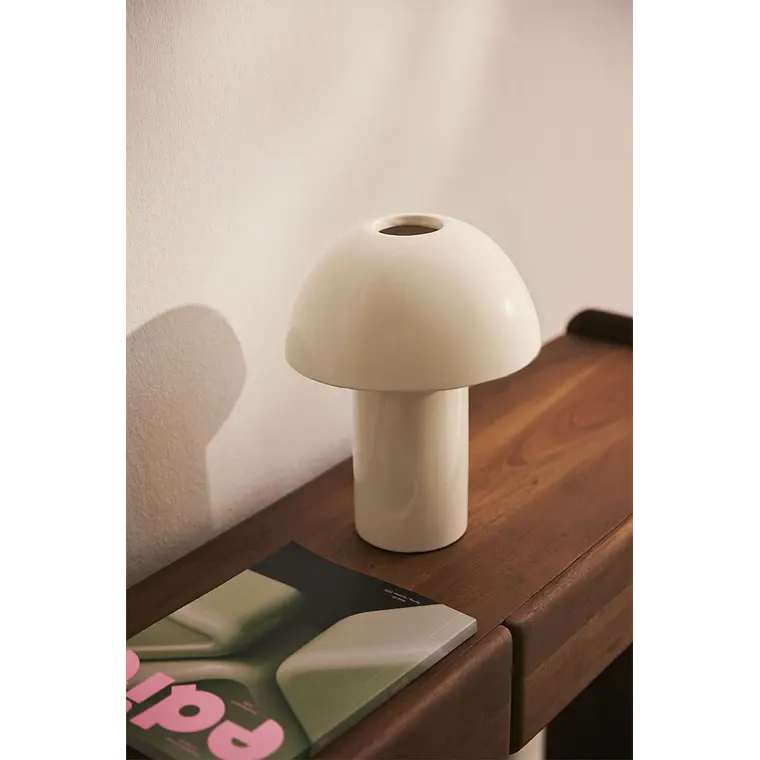 Lámpara de mesa en cerámica 11