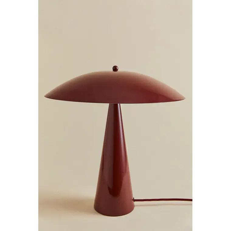 Lámpara de mesa en hierro 4