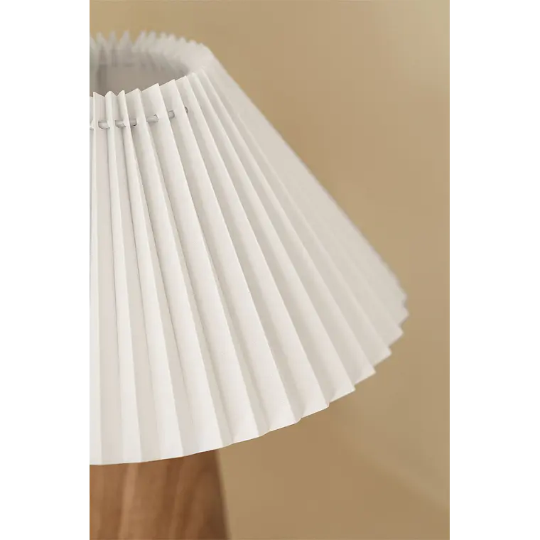 Lámpara de mesa en madera 3