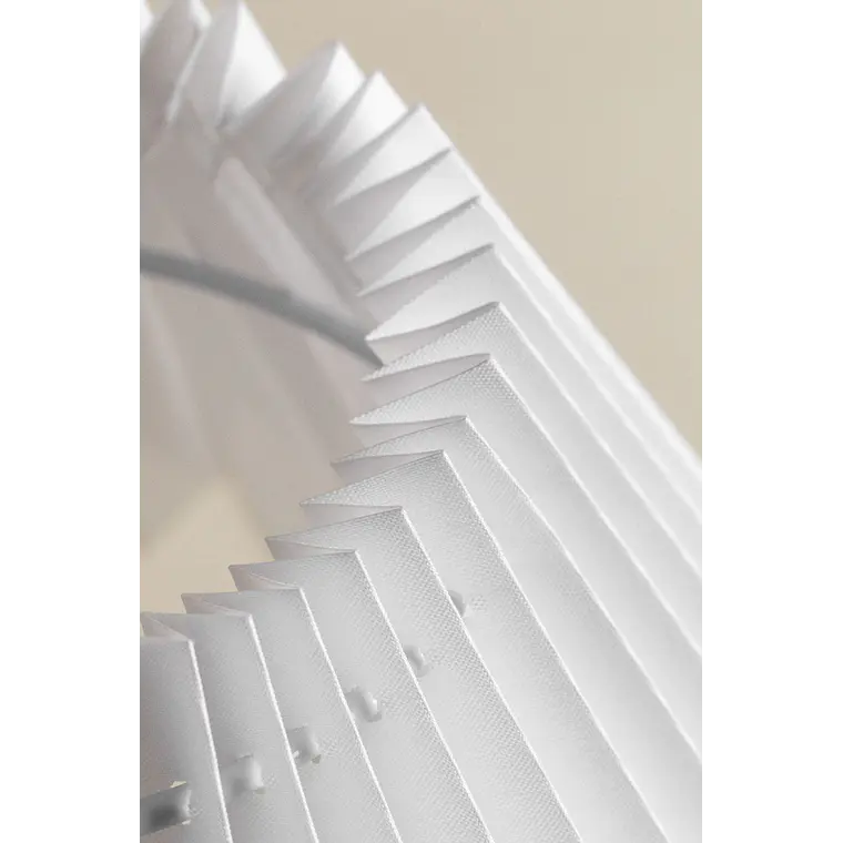 Lámpara de mesa en madera 6