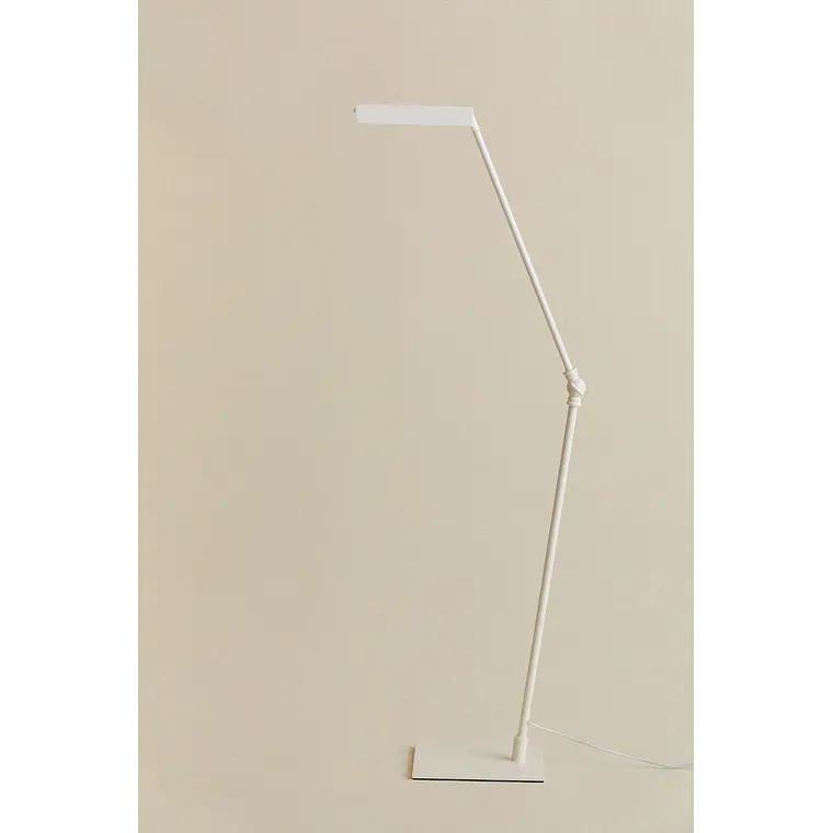 Lámpara de mesa LED en metal 5
