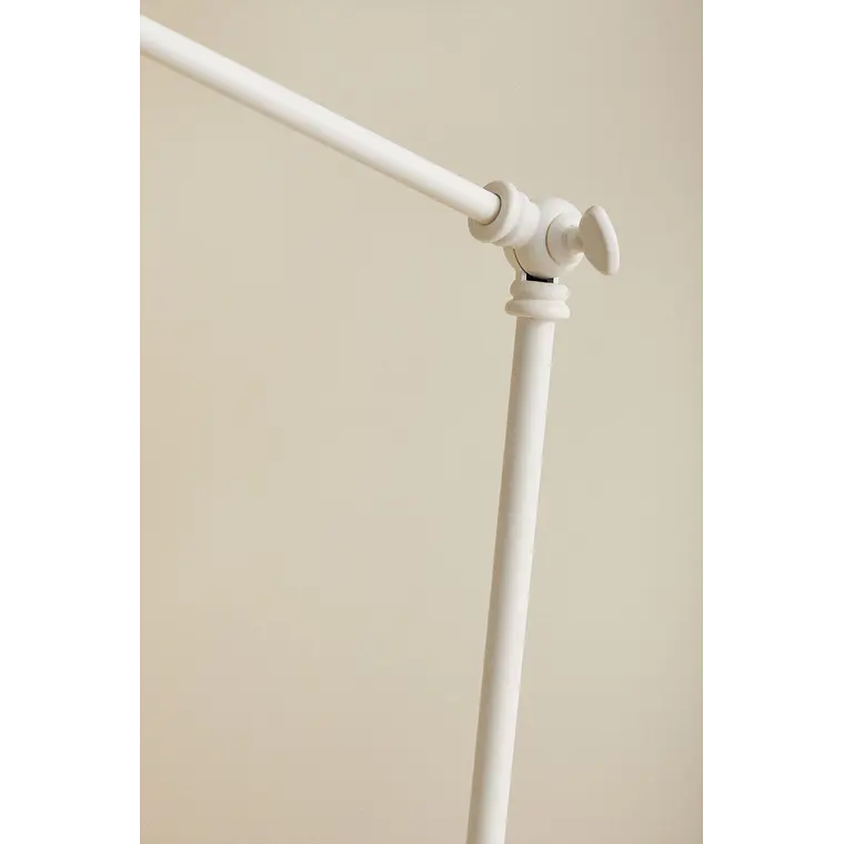 Lámpara de mesa LED en metal 8