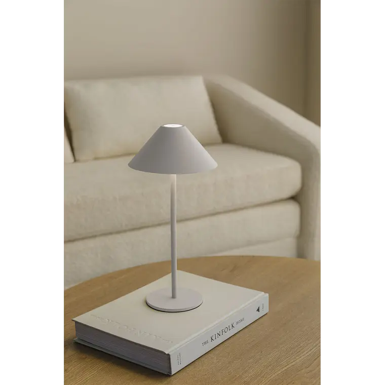 Lámpara de mesa LED inalámbrica en hierro 14