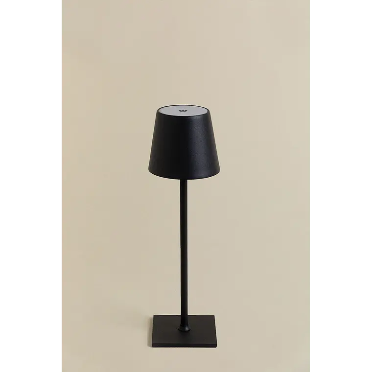 Lámpara de mesa LED inalámbrica en hierro 4