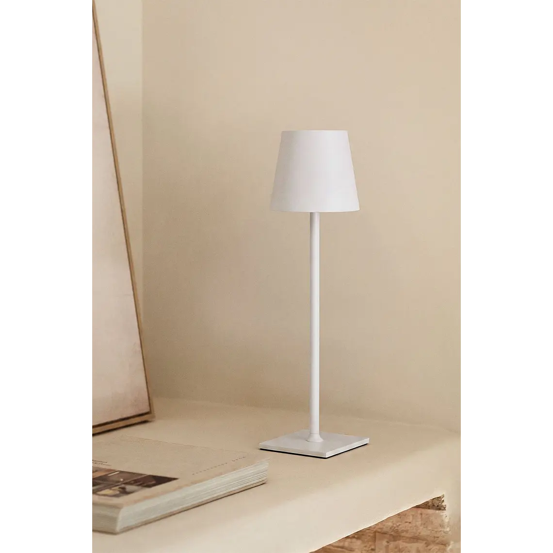 Lámpara de mesa LED inalámbrica en hierro 13