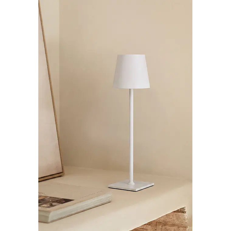 Lámpara de mesa LED inalámbrica en hierro 13