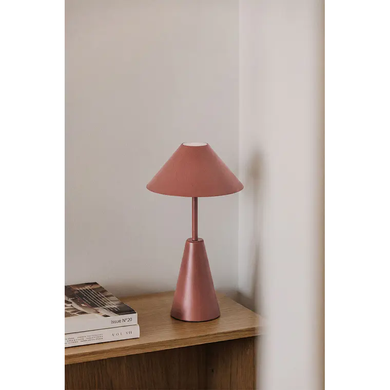 Lámpara de mesa LED inalámbrica en hierro 14