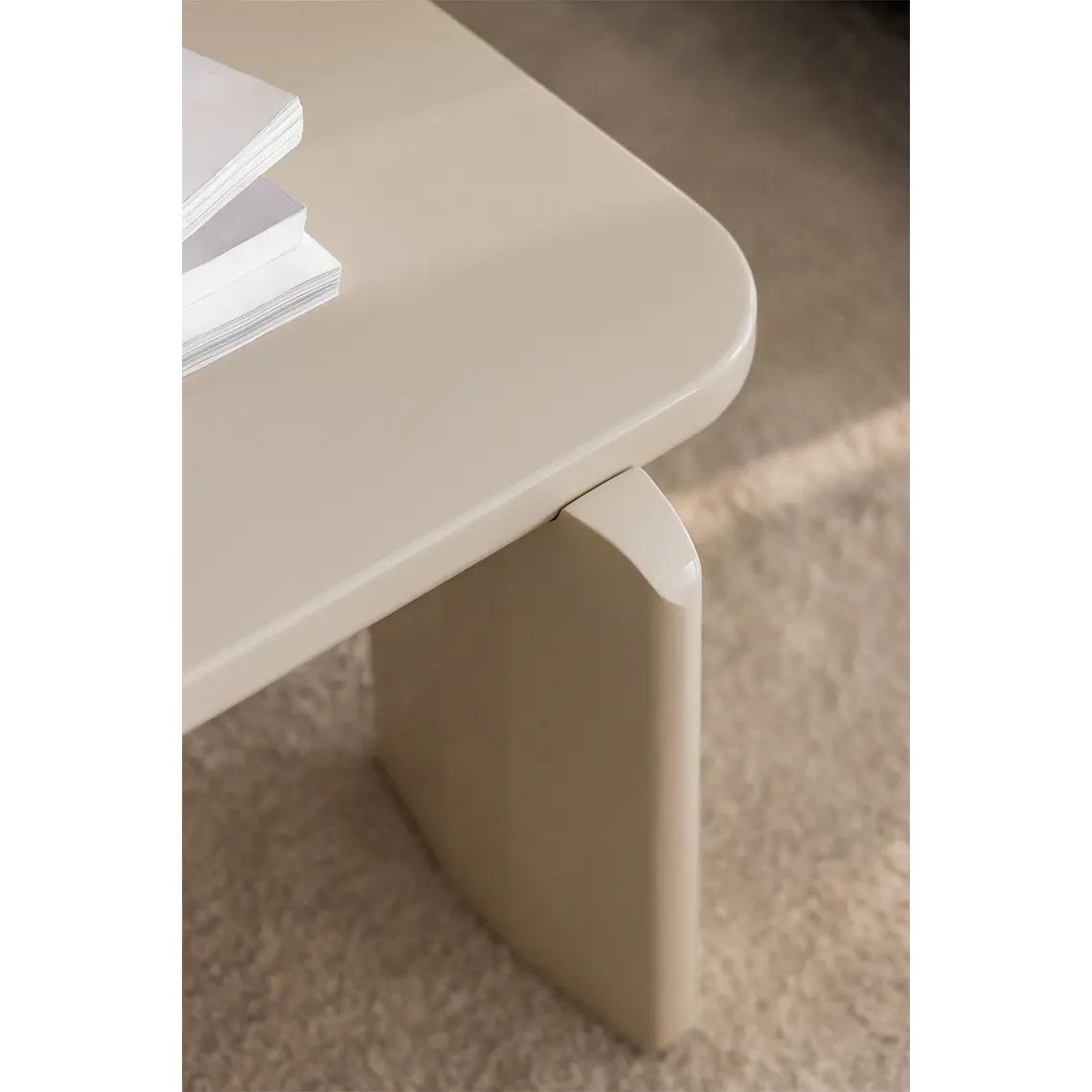 Ariaro · Mesa de centro en acabado madera de 130 cm 9