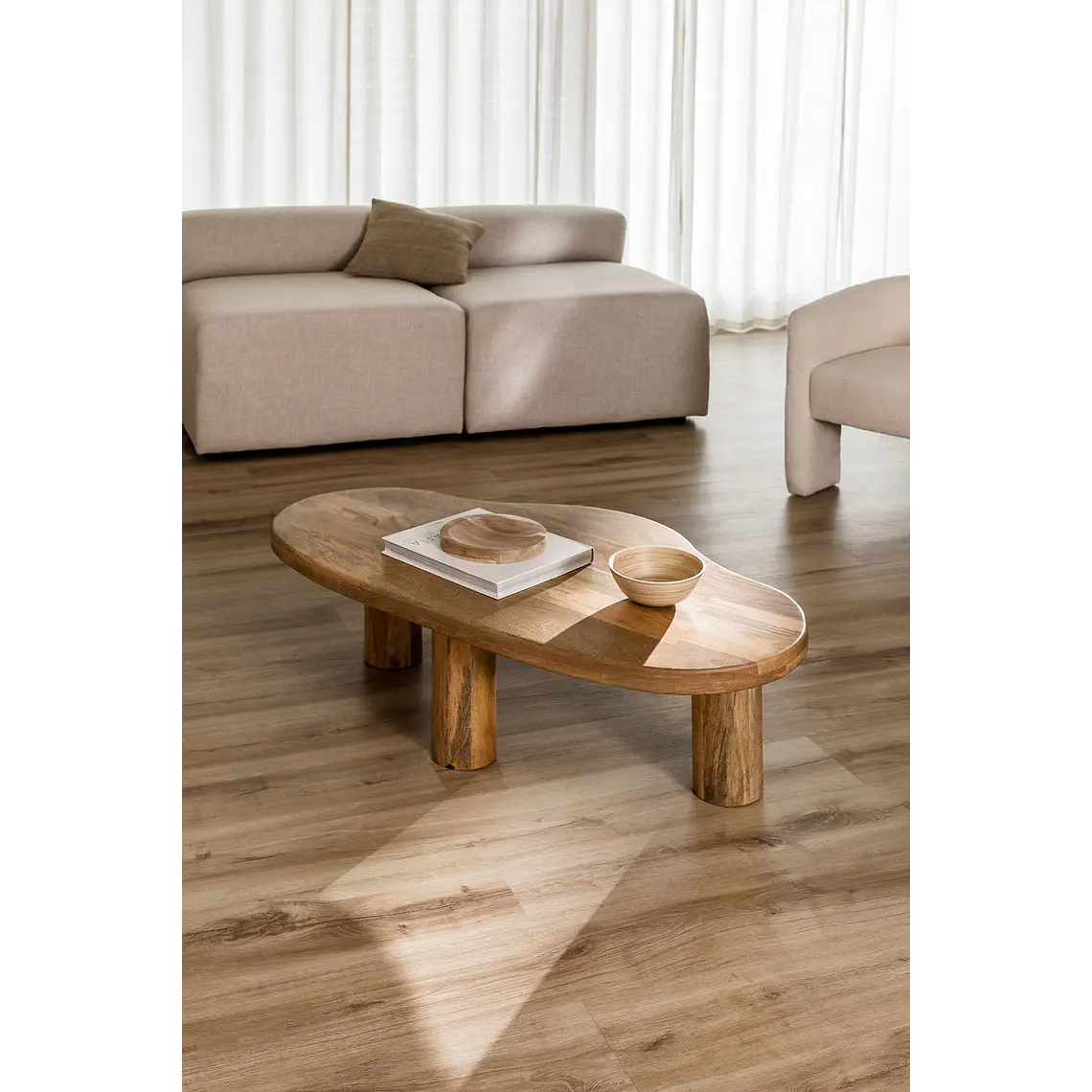 Avelara · Mesa de centro en acabado madera de 120 cm 2