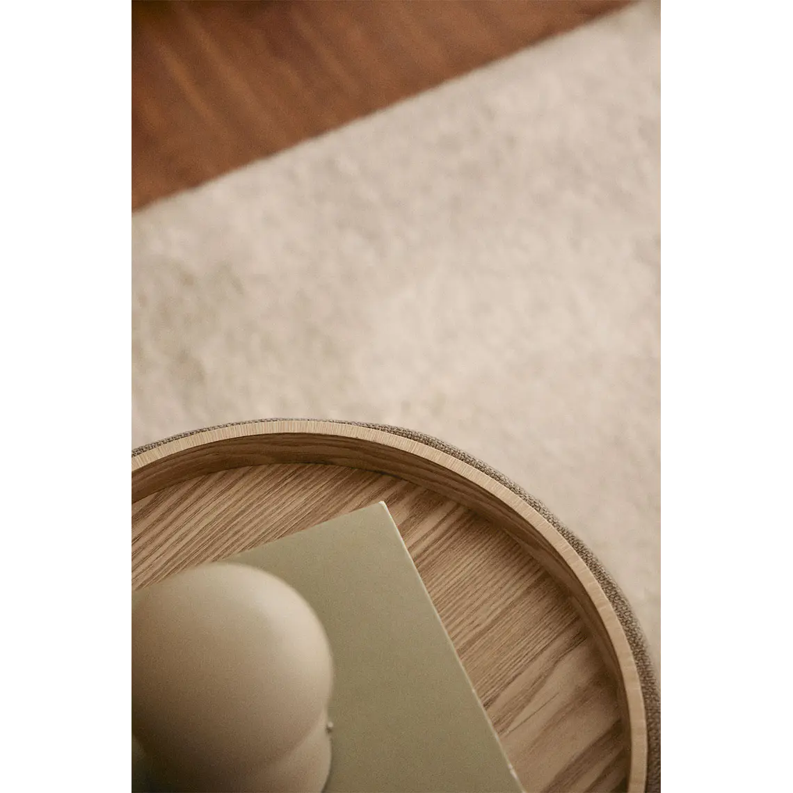 Luaro · Mesa de centro en acabado madera de 75 cm 9