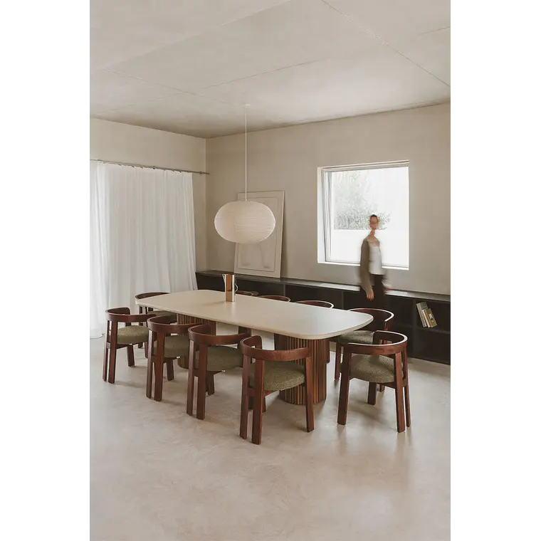 Mesa de comedor Evoara en acabado cemento 1