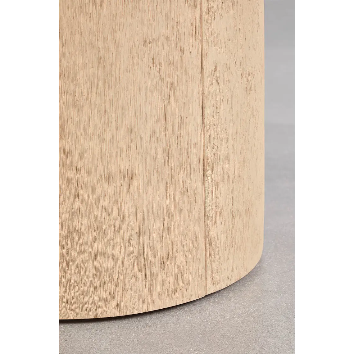 Mesa de comedor Haeis en acabado cemento 3