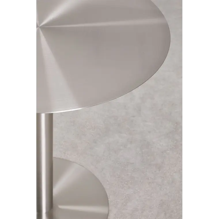 Mesa de comedor Naelara en acero 6