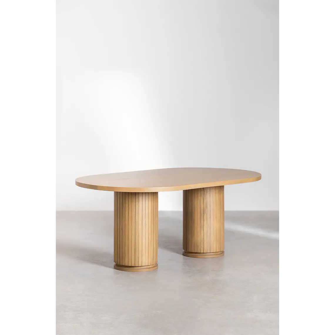 Mesa de comedor ovalada en madera de mango 3