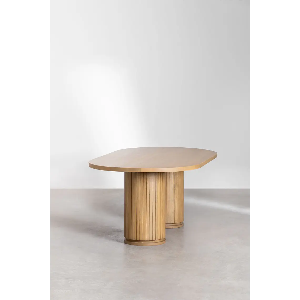 Mesa de comedor ovalada en madera de mango 4