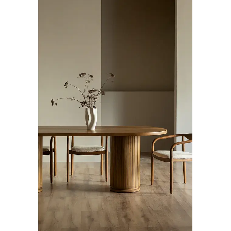 Mesa de comedor ovalada en madera de mango 11