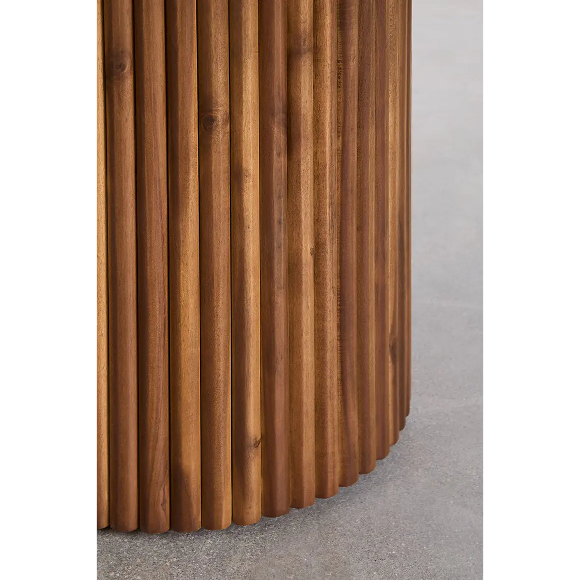 Mesa de comedor rectangular en cemento y madera de acacia 8