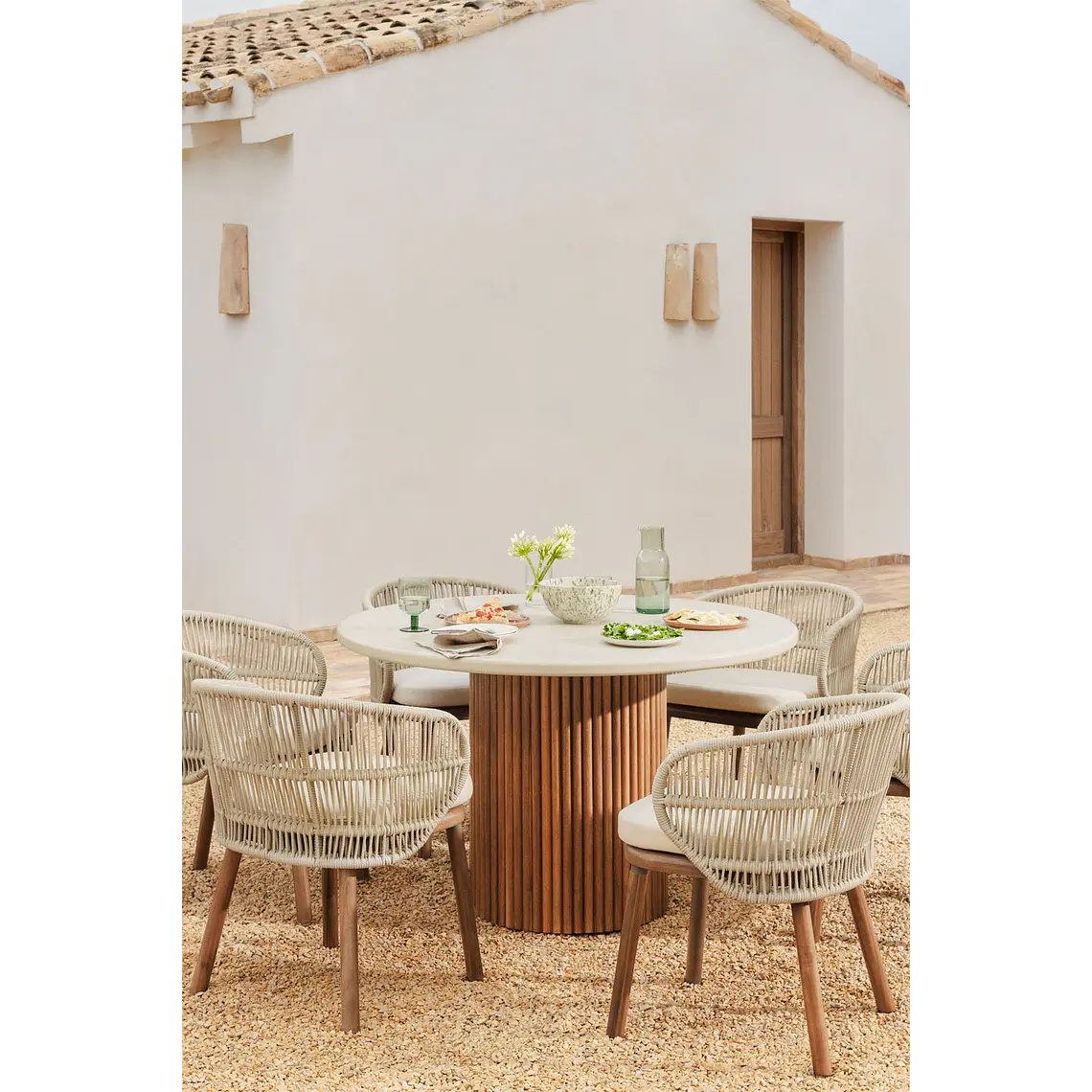 Mesa de jardín redonda en cemento y madera de acacia Cerina 9