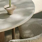 Mesa de jardín redonda en cemento y madera de acacia Corina - Miniatura 3
