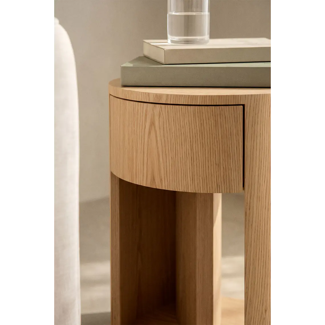 Daraian · Mesa lateral en acabado madera 3