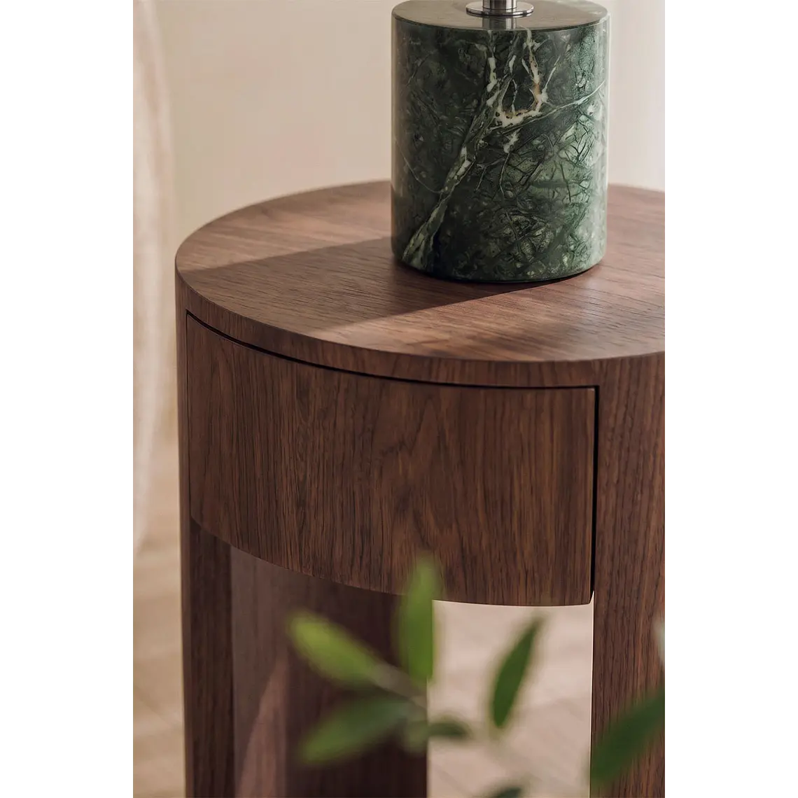 Daraian · Mesa lateral en acabado madera 9
