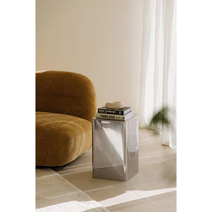 Nerora · Mesa lateral en metal
