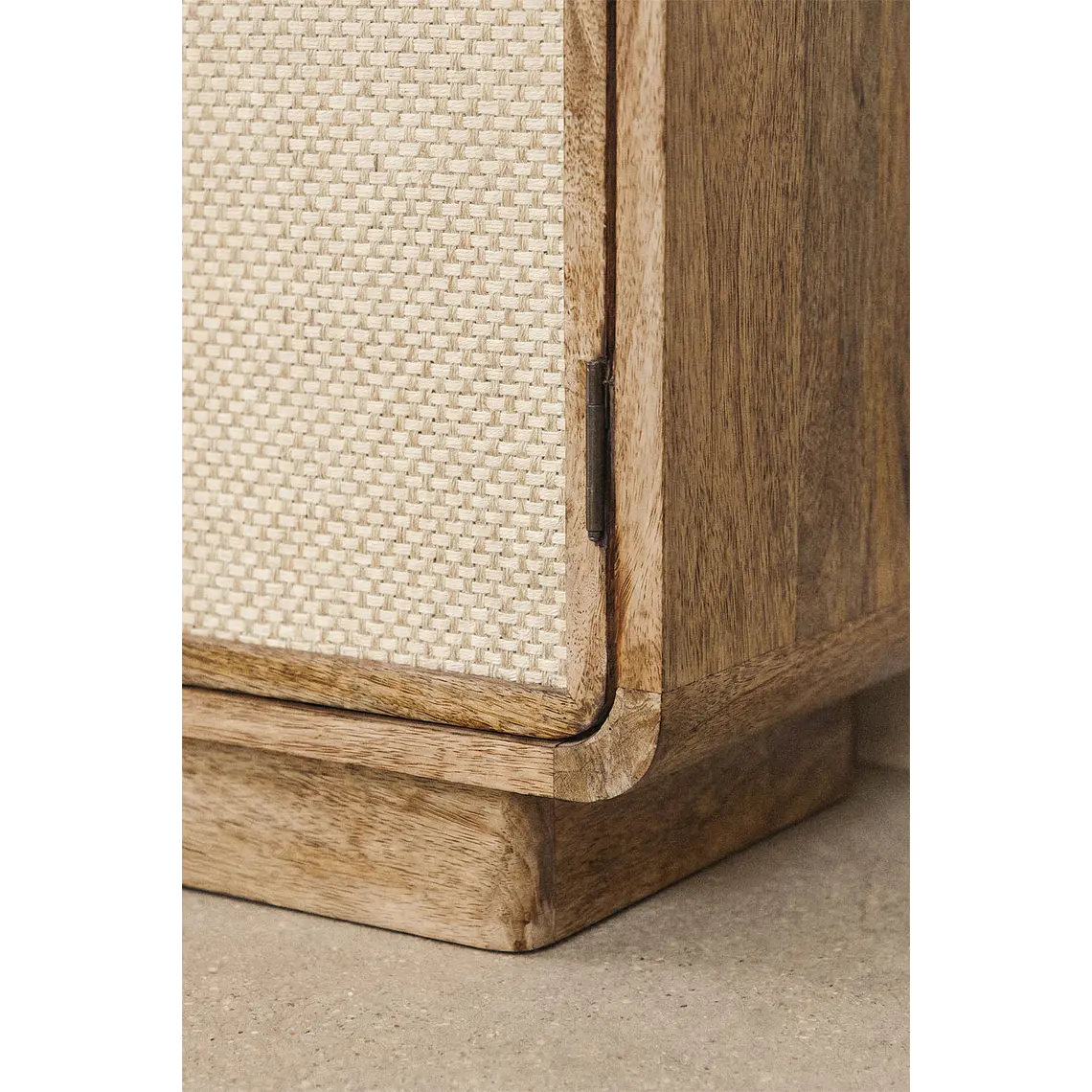 Avelrin · Mueble de TV en acabado madera 3