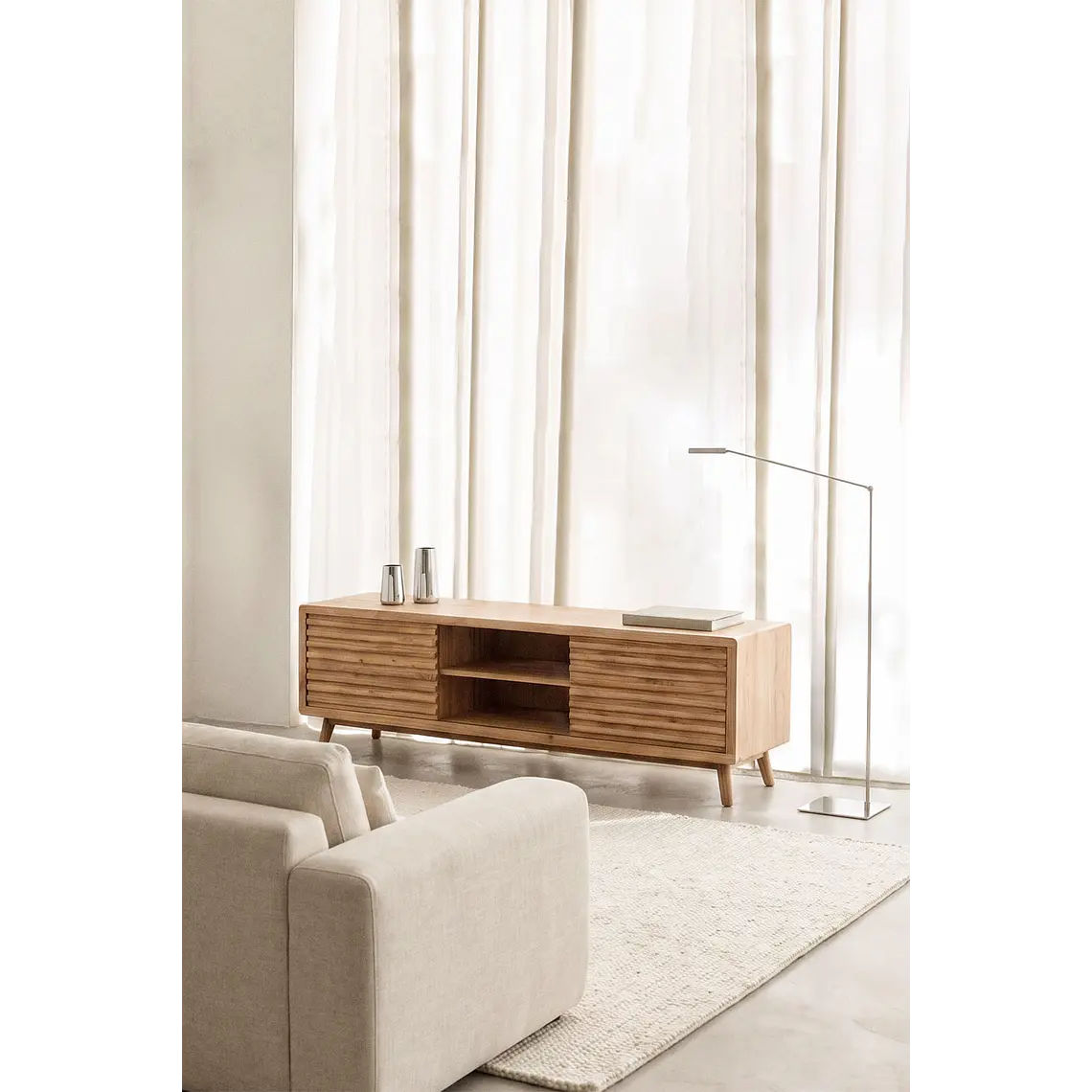 Eliria · Mueble de TV en acabado madera 1
