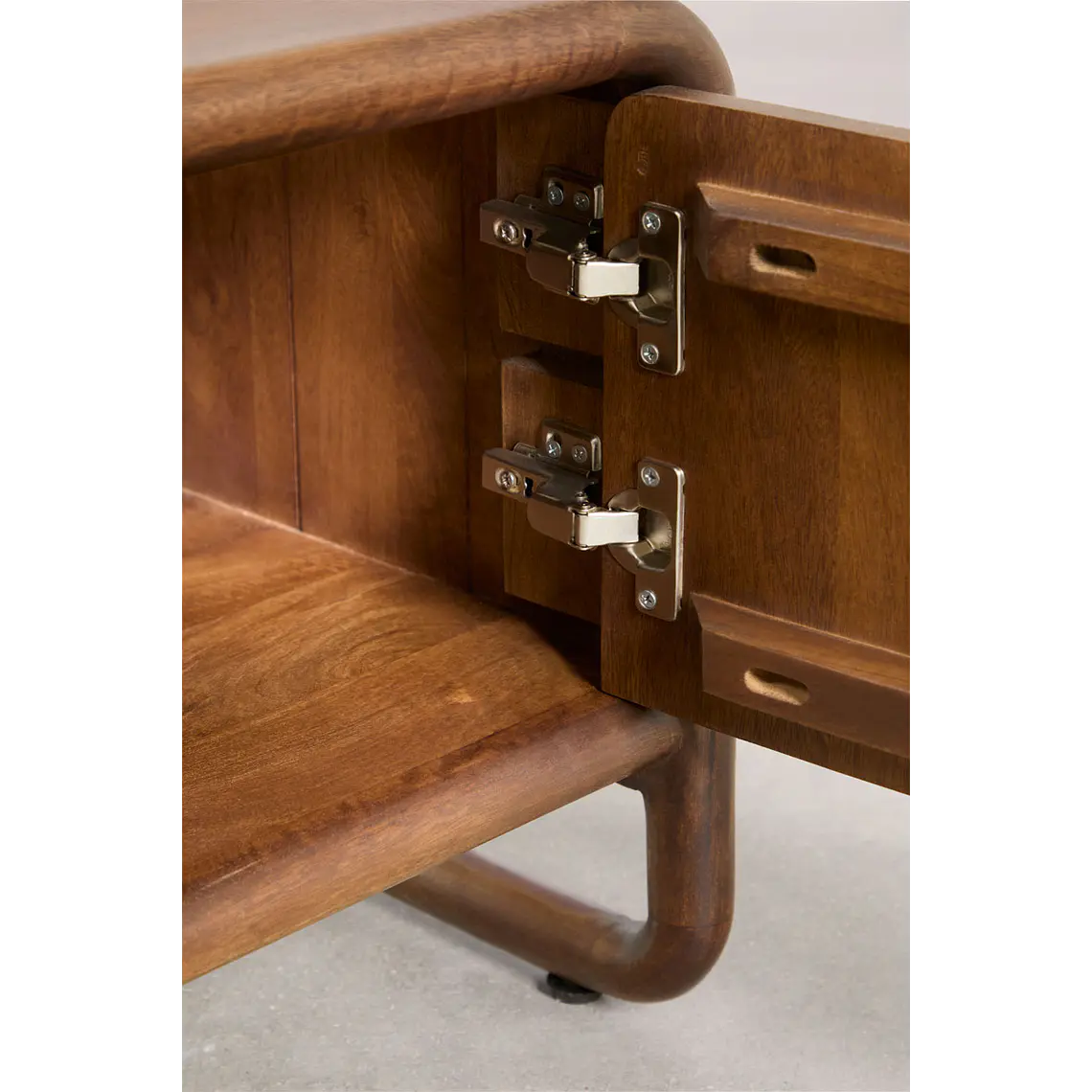 Nereris · Mueble de TV en acabado madera 9