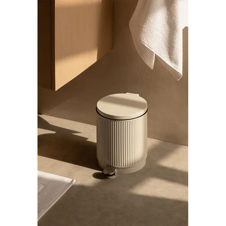 Papelera con pedal 5L 10