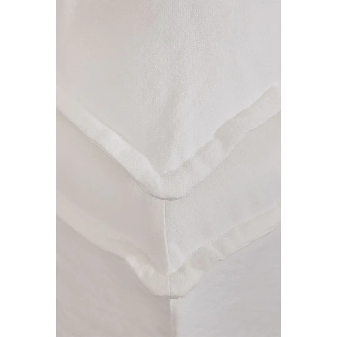 Malia · Puf / banco tapizado de 74 cm 4