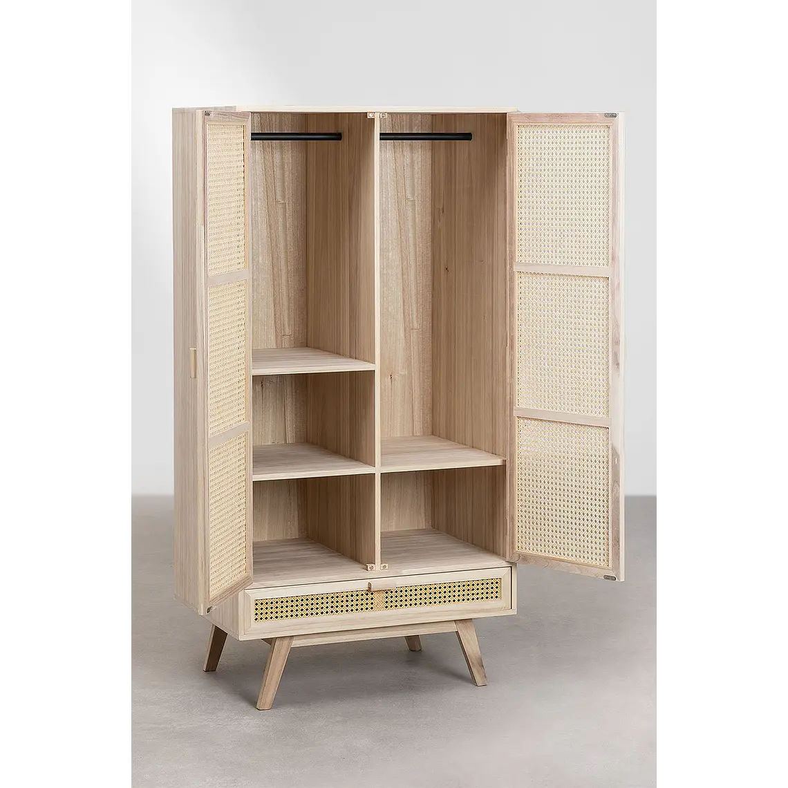 Ropero Aroa en madera 6