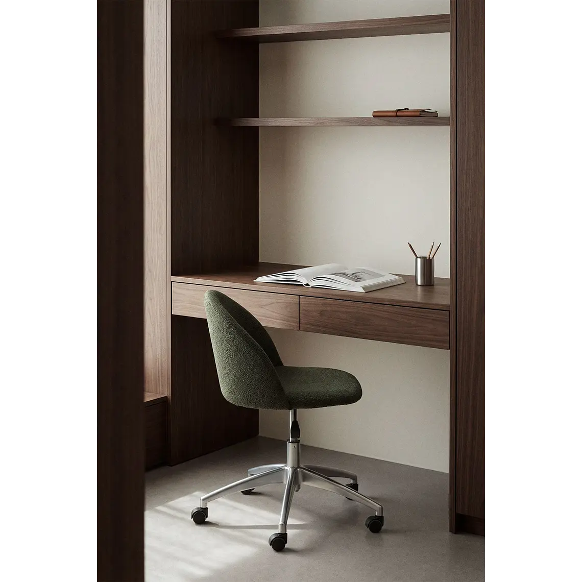 Silla de escritorio con ruedas tapizada 1
