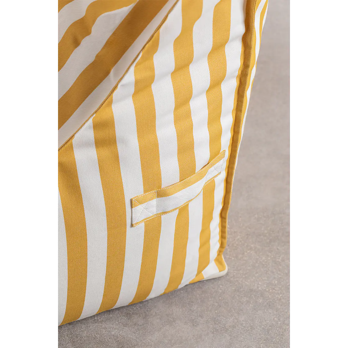 Nivaren · Sillón tapizado de 75 cm 11