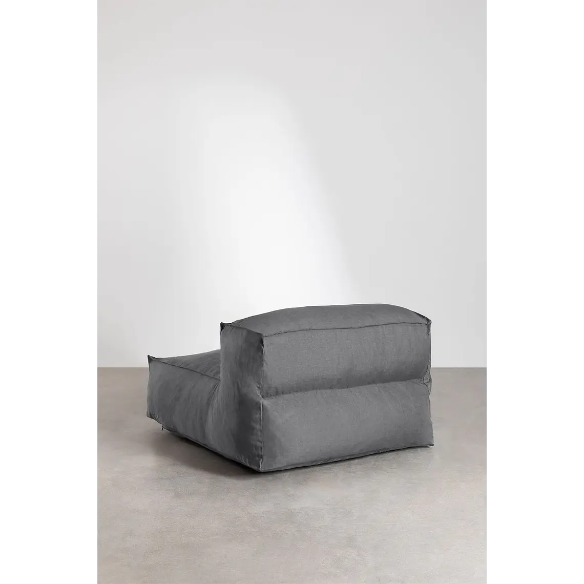 Saara · Sillón tapizado de 105 cm 11