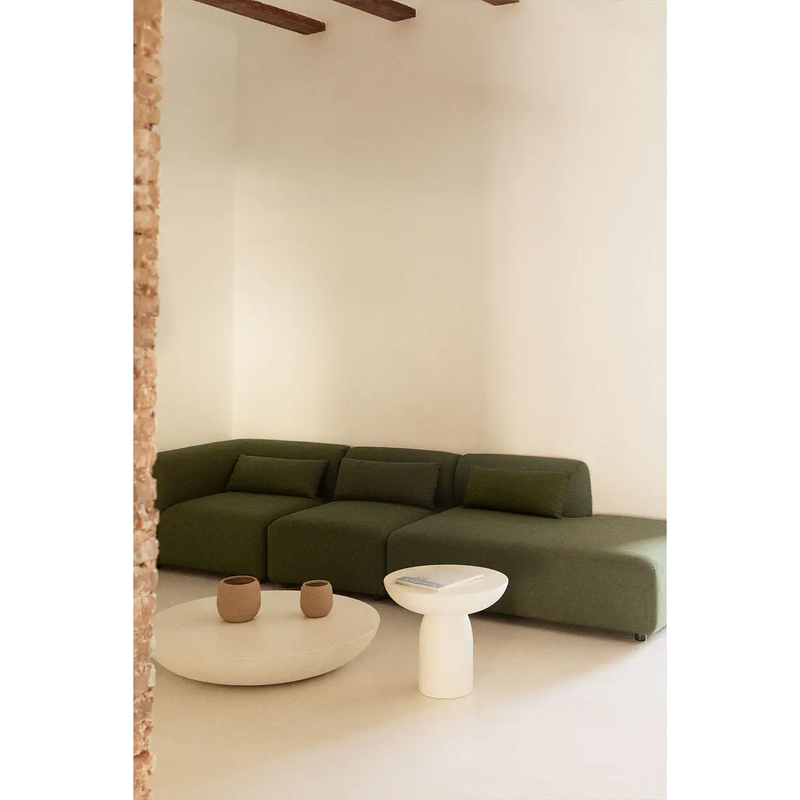 Aruna · Sofá tapizado de 320 cm 2
