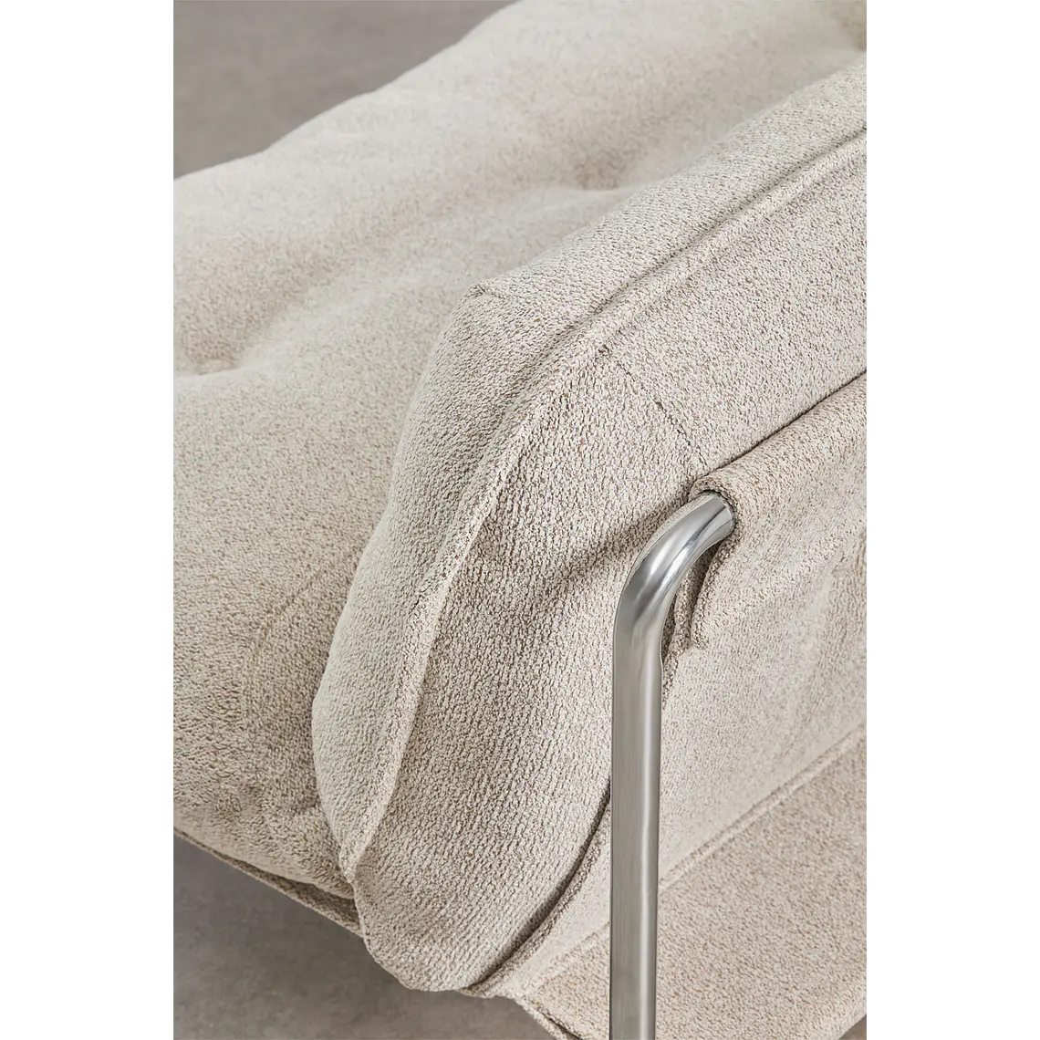 Arvia · Sofá tapizado de 130 cm 5