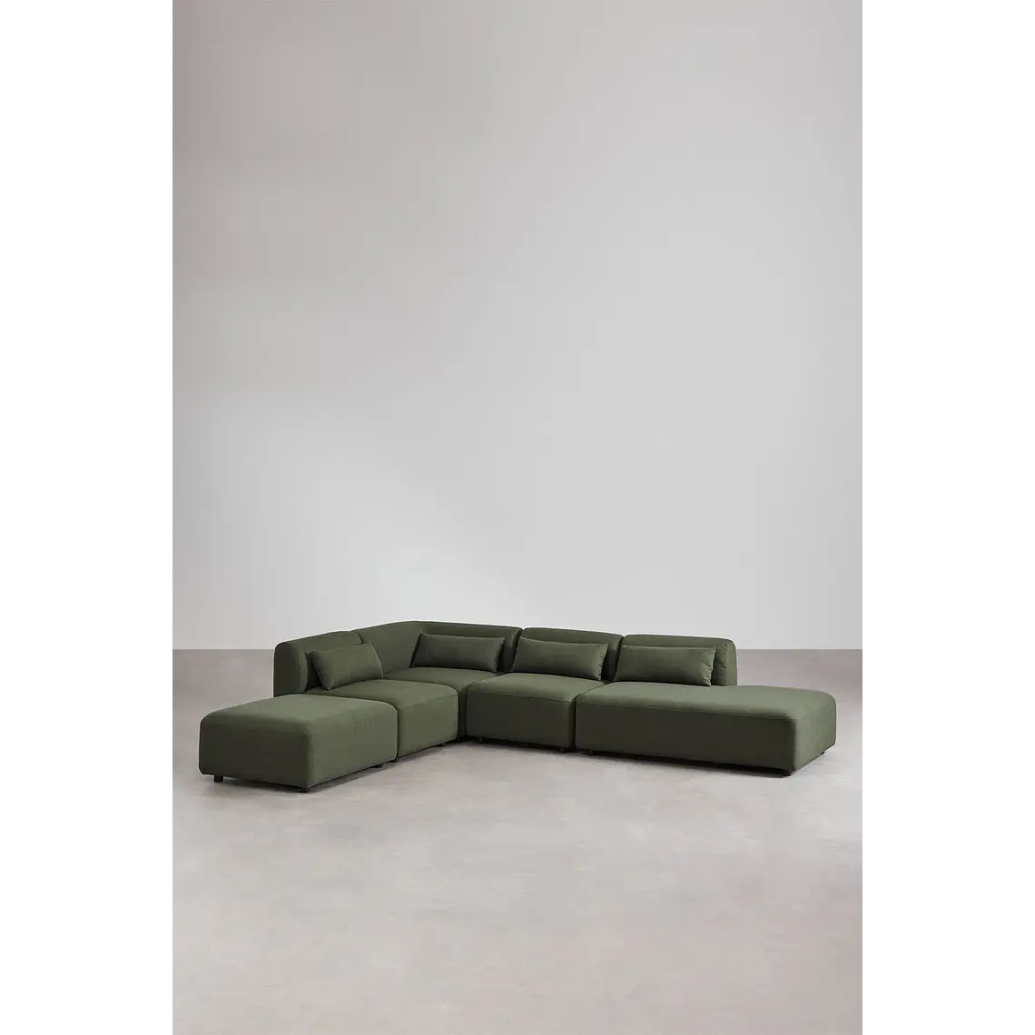 Calian · Sofá tapizado de 242 cm 2