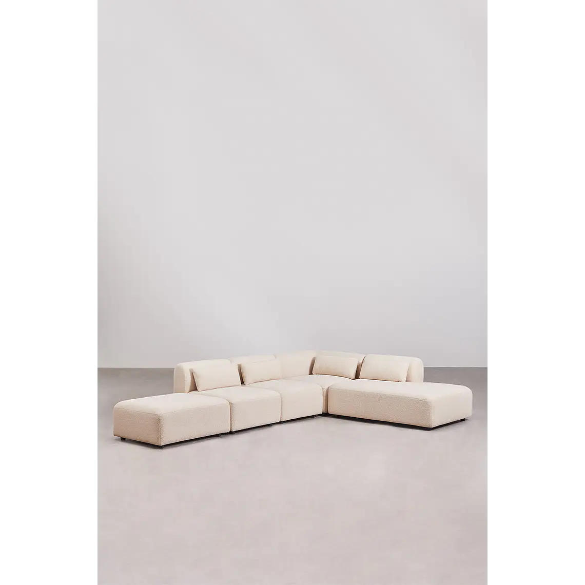 Calian · Sofá tapizado de 242 cm 7