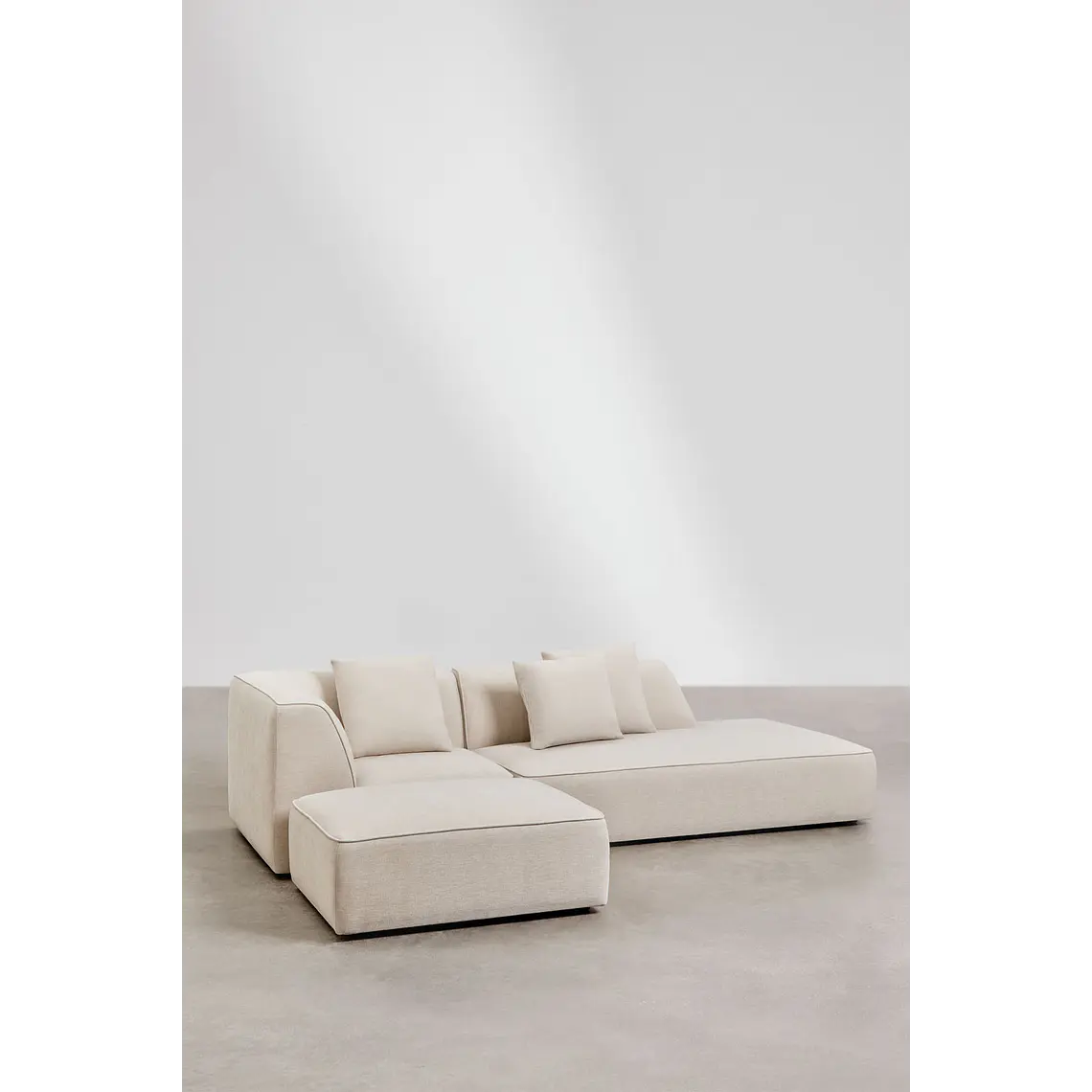Celyra · Sofá tapizado de 265 cm 3