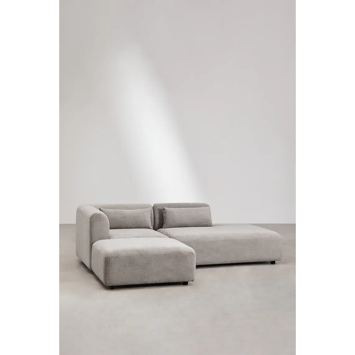 Daravia · Sofá tapizado de 242 cm 4