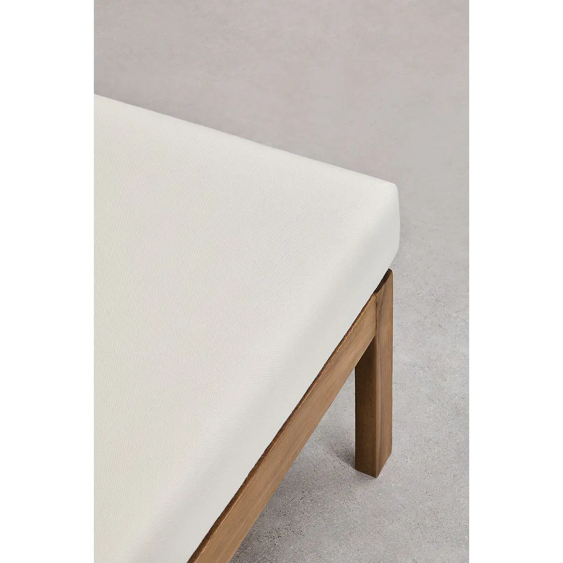 Iraaro · Sofá tapizado de 61 cm 7