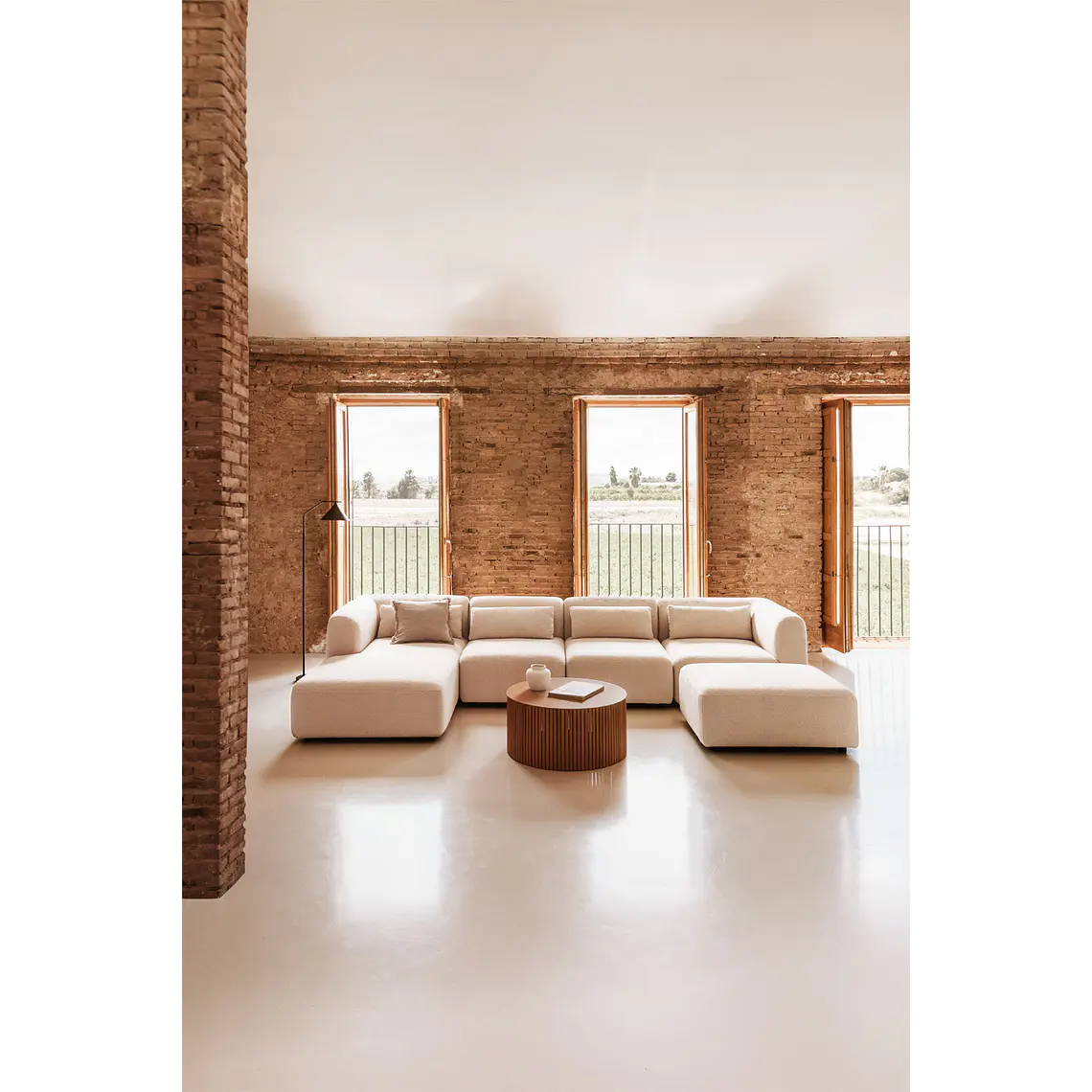 Lumarin · Sofá tapizado de 350 cm 1