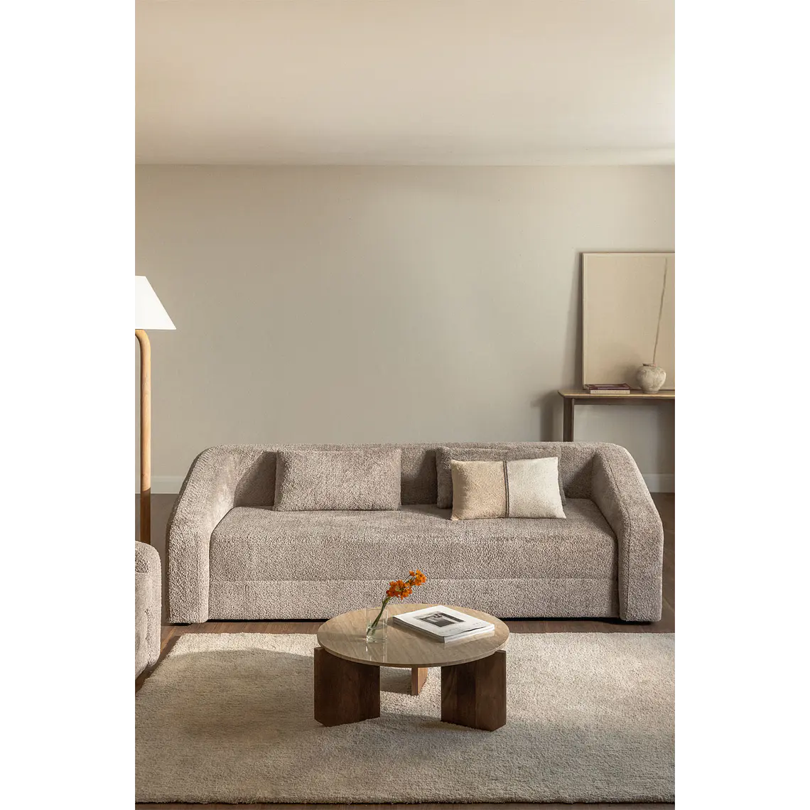 Valela · Sofá tapizado de 228 cm 2