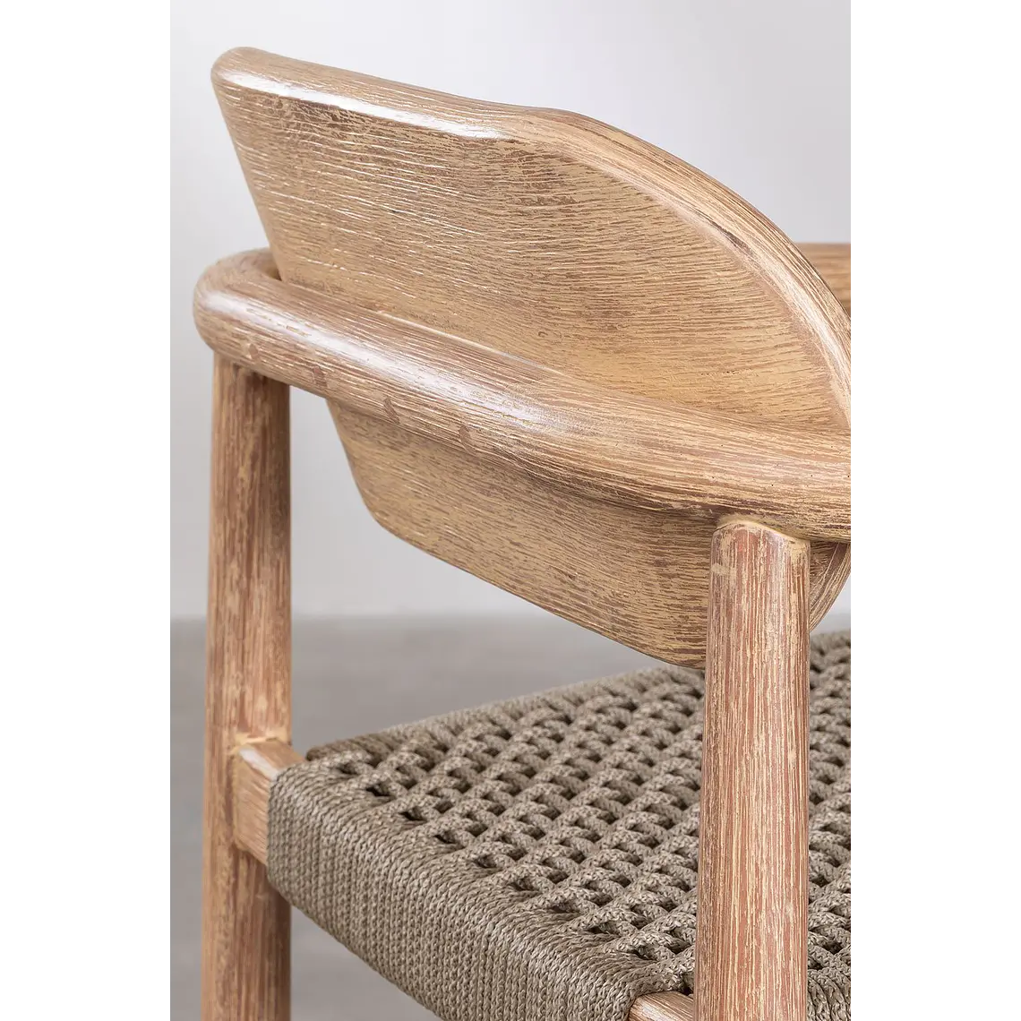 Taburete alto Nivena en madera 4