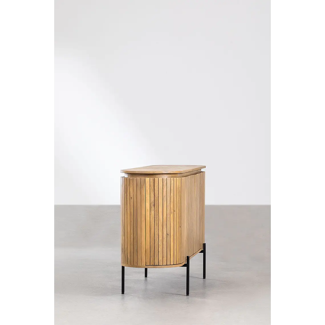 Aparador Taelora en madera de mango 4